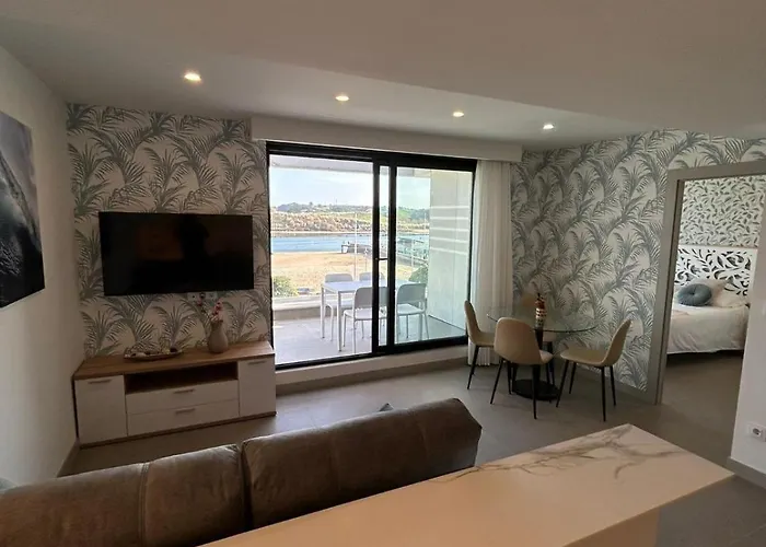 Casa vacanze La Torre De *